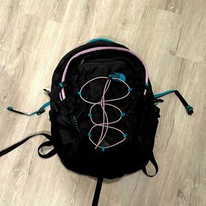 North face bordealis backpack